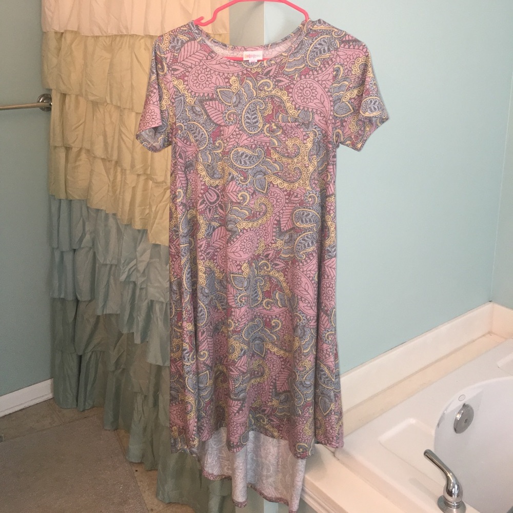 LuLaRoe Carly dress size XXS •pastel paisley print