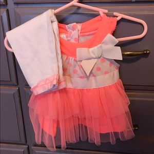 Small Wonders Blouse & Leggings