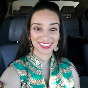 Meet your Posher, Roop