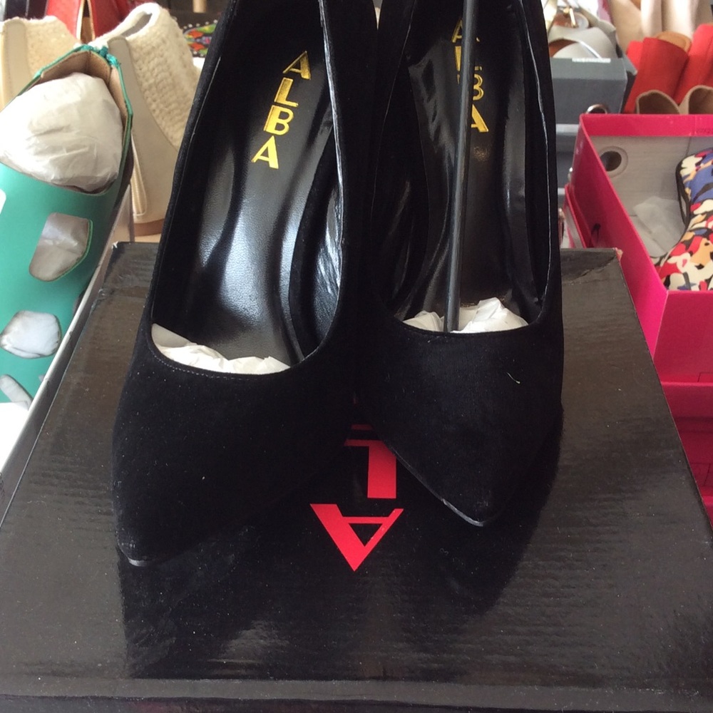 Black alba high heels LOWEST PRICE
