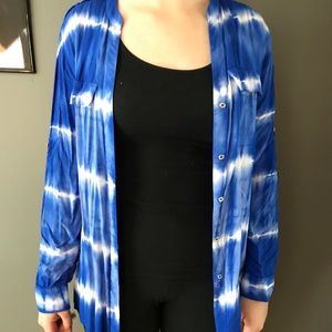 Women's button down long sleeve