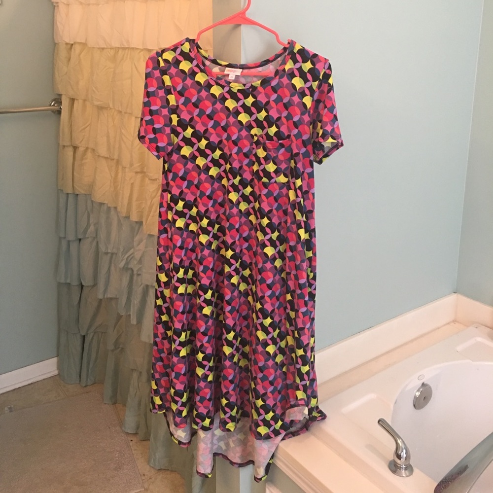 LuLaRoe used Carly dress Size XS • geometric print