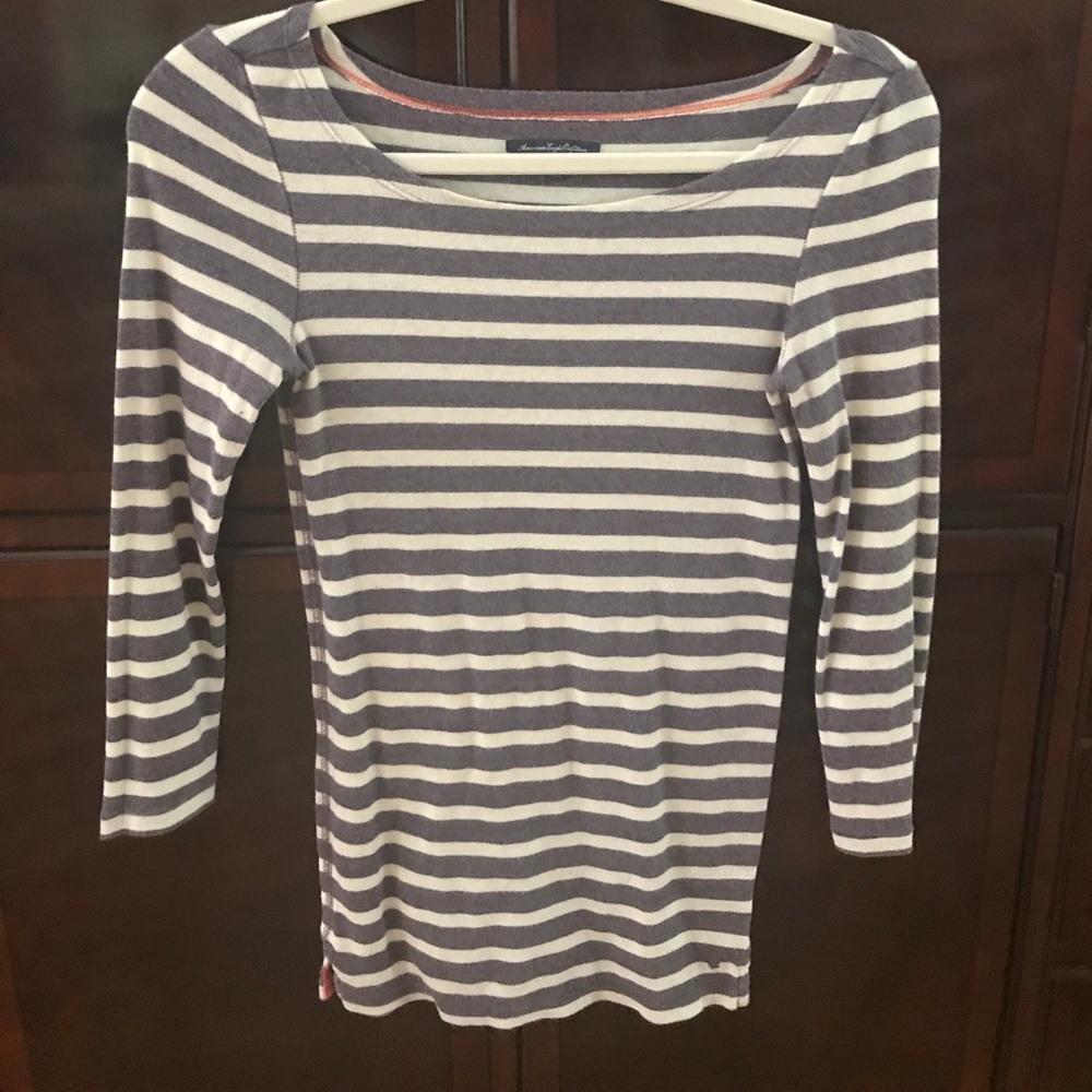 American Eagle shirt