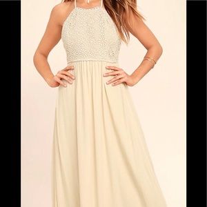 NWT Lulus beige lace maxi dress in size medium