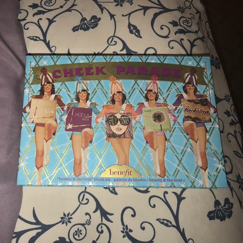 Benefit Cheek Parade Palette