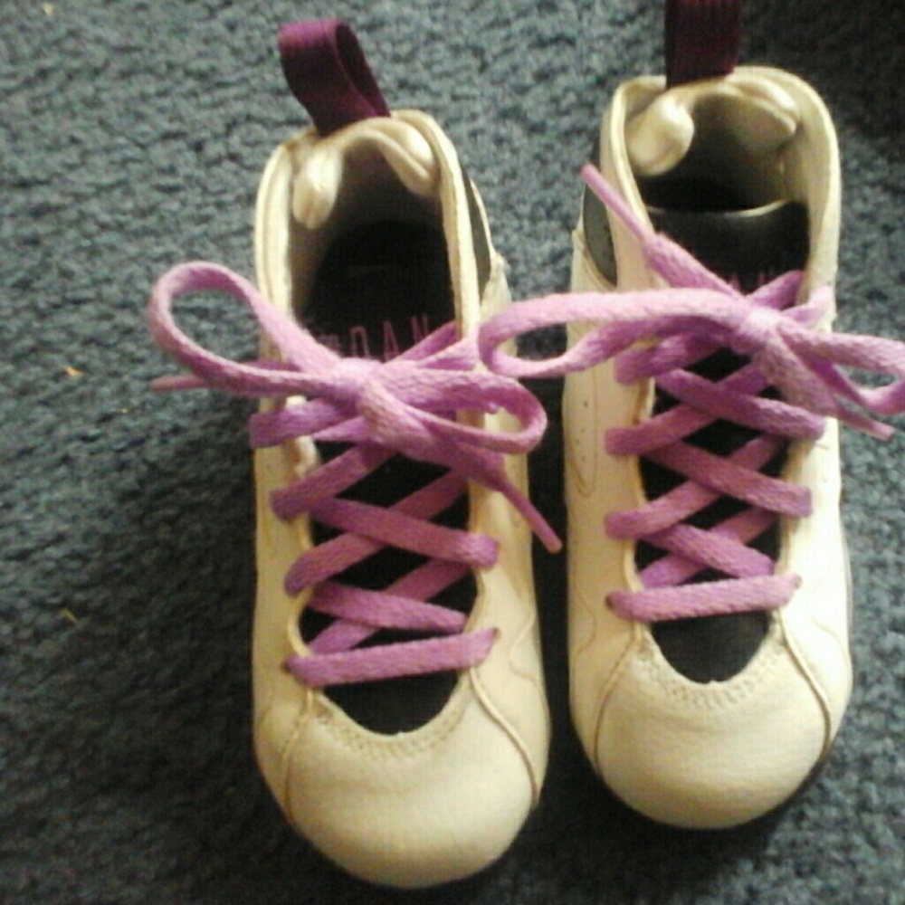 Girls Jordan
