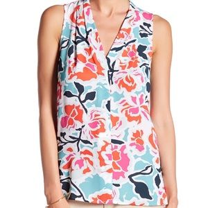 New! Vince Camuto top size S graphic floral NWT