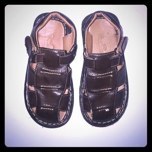 Boy's Leather Sandals Size 2