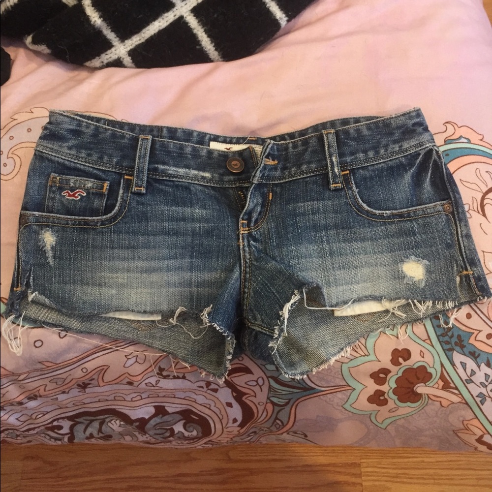 Short jean shorts