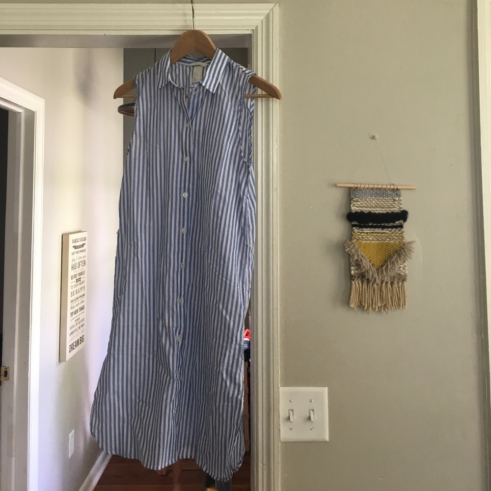 H&M Sleeveless Shirt Dress