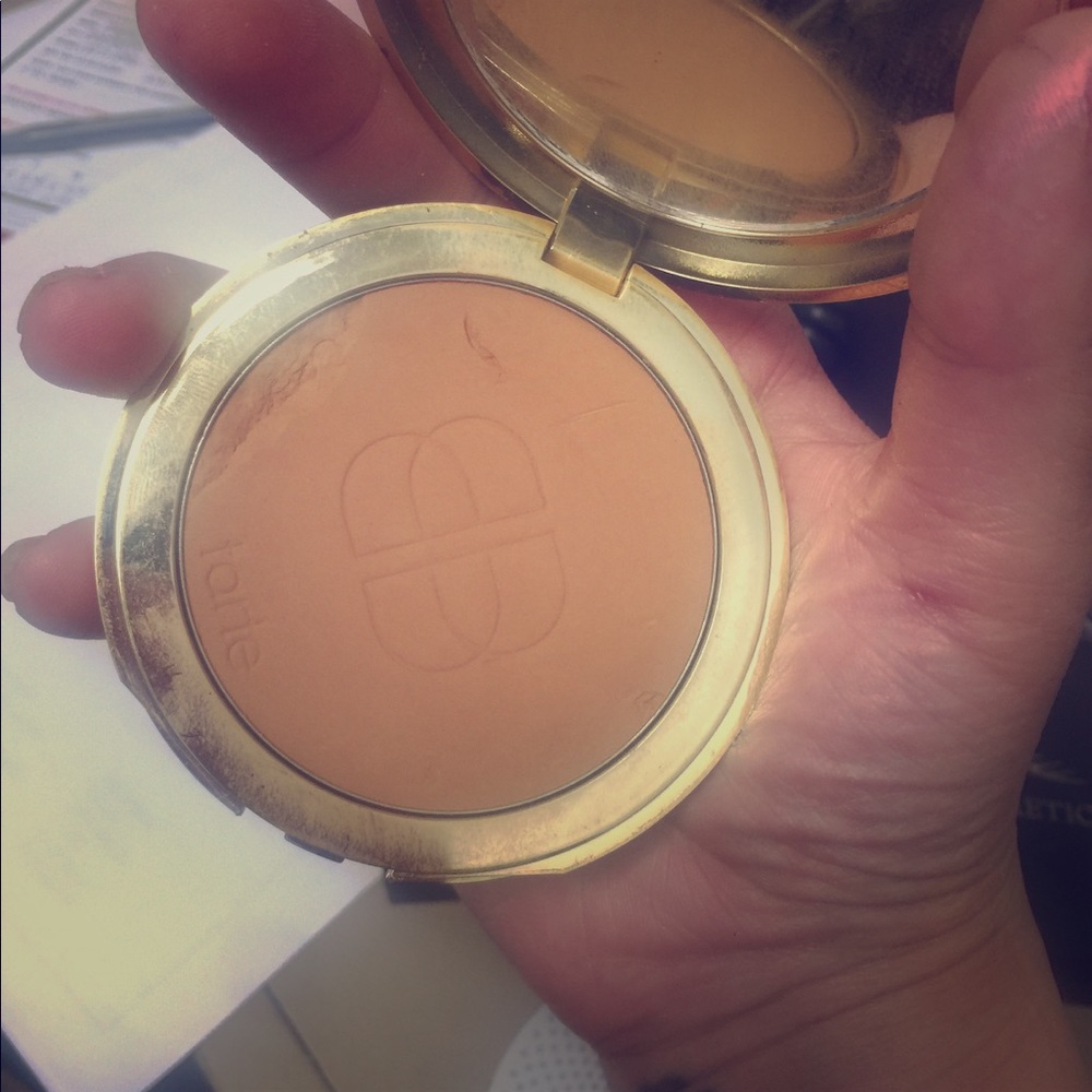 Tarte Deep honey powder