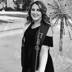 Meet your Posher, Mackenzie