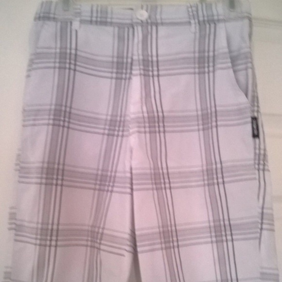 Zoo York Plaid Shorts - Picture 1 of 2