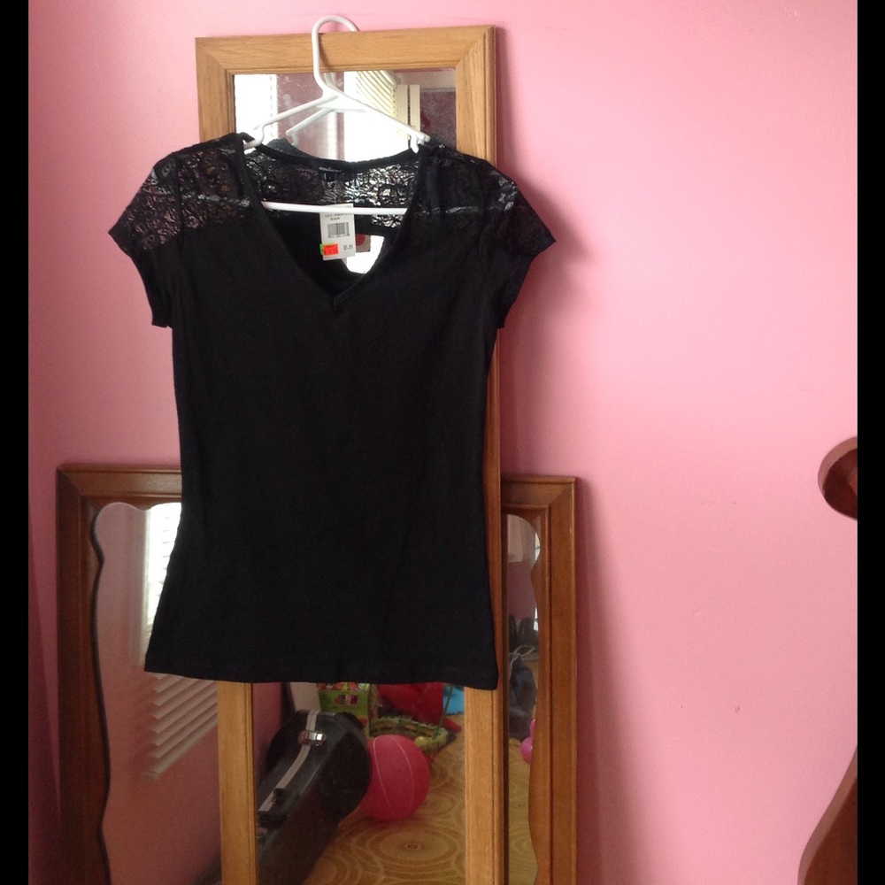 Casual Lace Embroidered Top