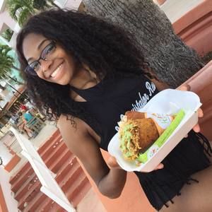 Meet your Posher, Diamond