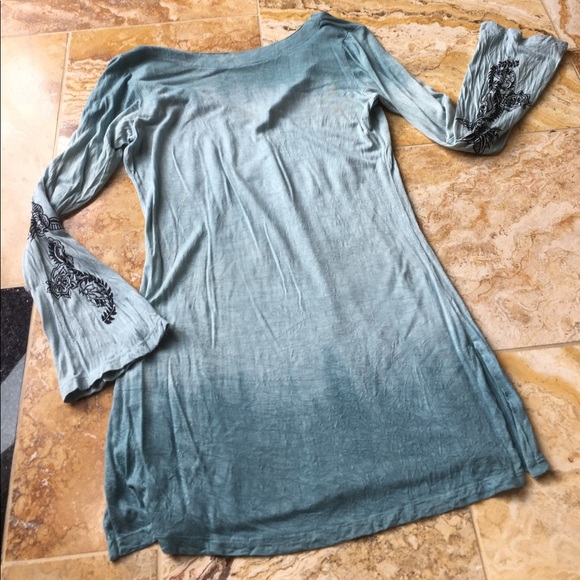 Earthbound Trading Co soft green ombre tunic - Picture 5 of 8