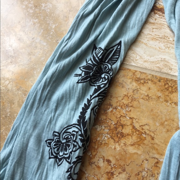 Earthbound Trading Co soft green ombre tunic - Picture 8 of 8