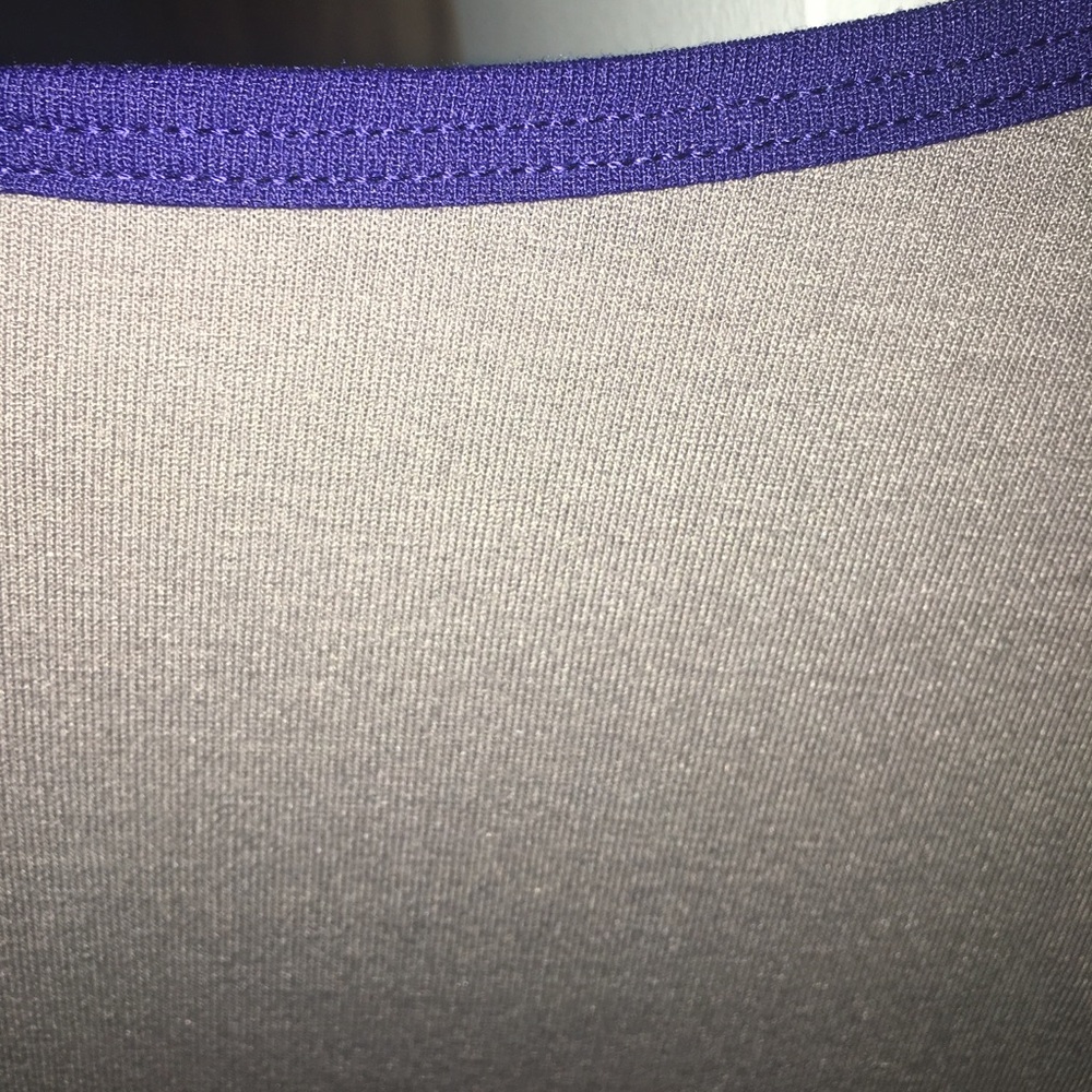 Lularoe Classic Tee Size Medium Solid Gray - image 3