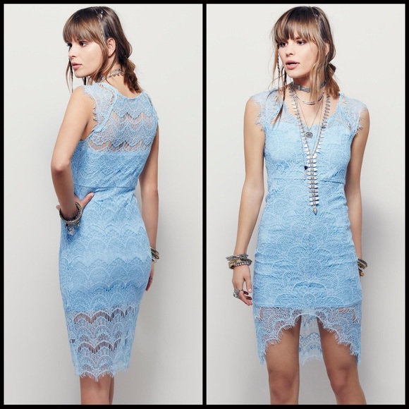 ❗️1-HOUR SALE❗️FREE PEOPLE CROCHET LACE DRESS - Picture 2 of 7