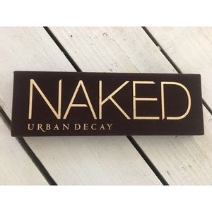 Naked Eyeshadow Palette by Urban Decay