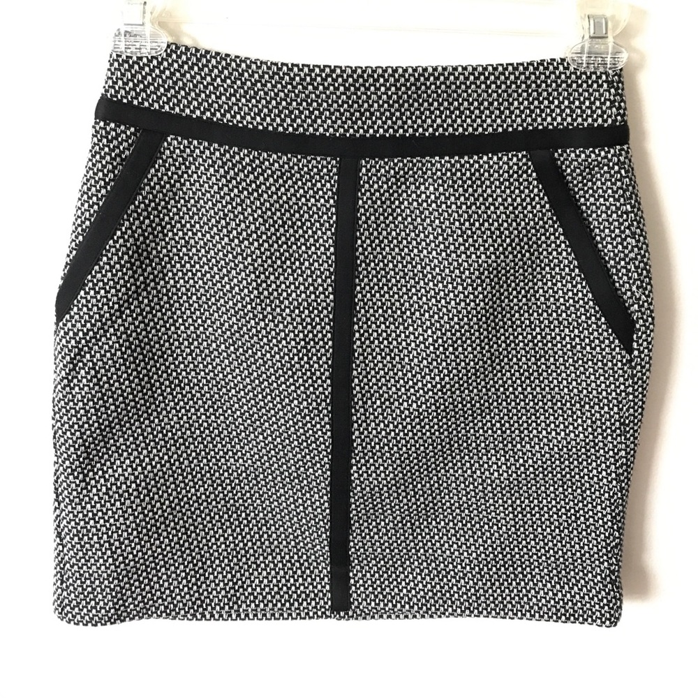 LOFT Classic Tweed Pencil Skirt