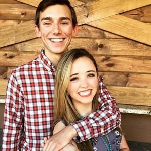 Meet your Posher, Bailey