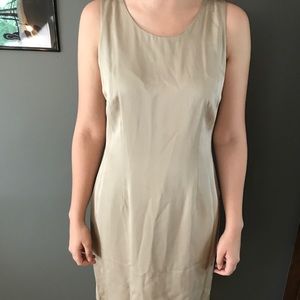 Women's dress