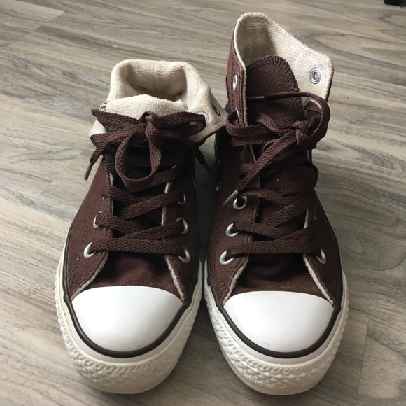 Converse Shoes - converse chuck Taylor's Brown women  rare size 5