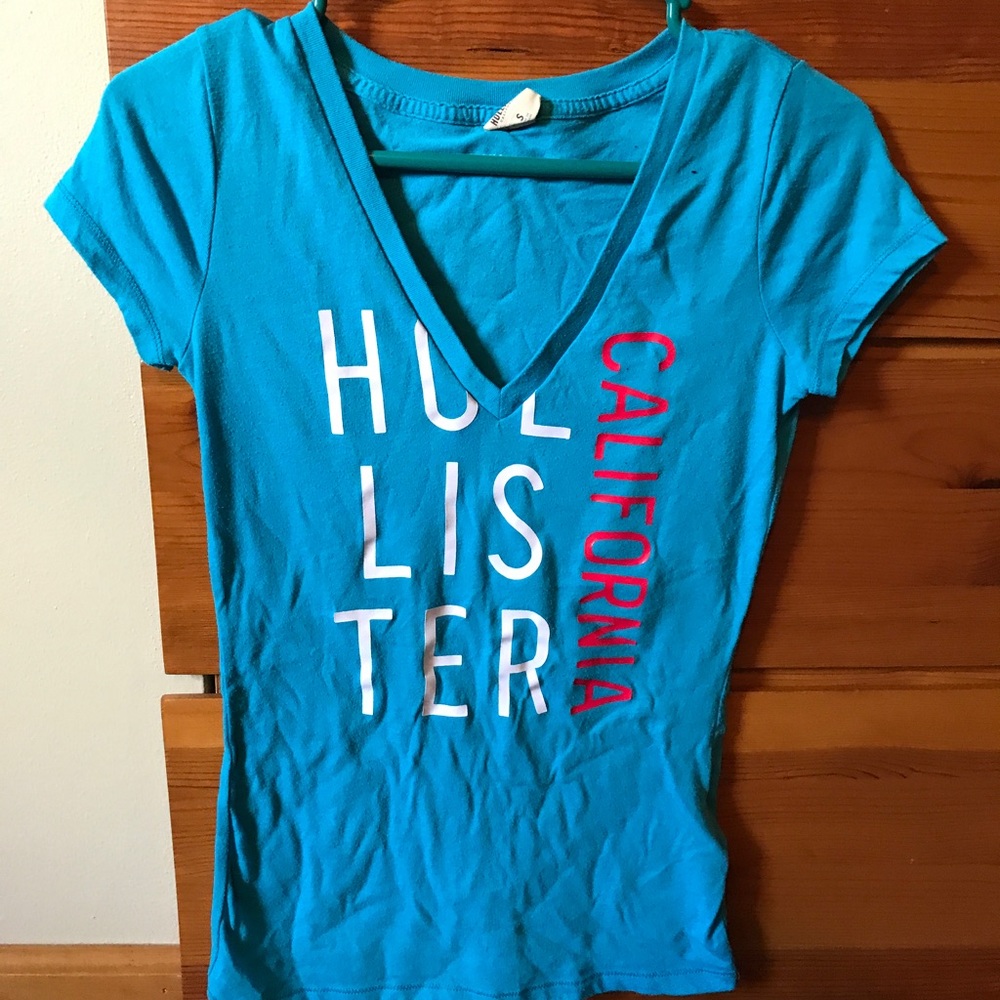 Hollister Tee