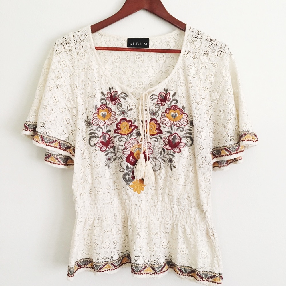 Vintage Boho Lace Embroidered Top