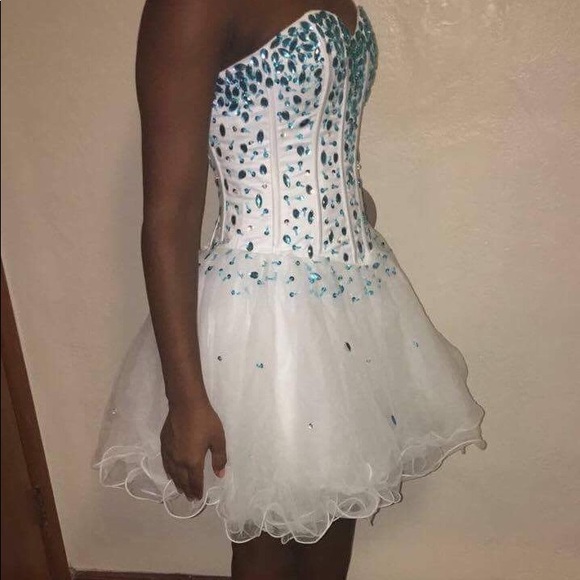 Homecoming Dress - Picture 3 of 3