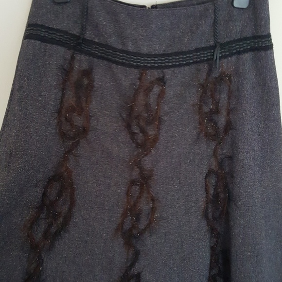 Pretty skirt - Picture 2 of 5