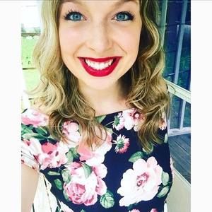 Meet your Posher, Lizzie