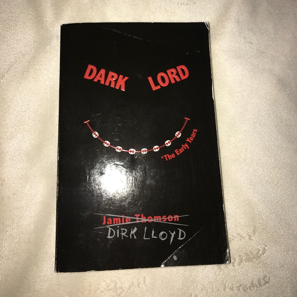 Books - Picture 4 of 8