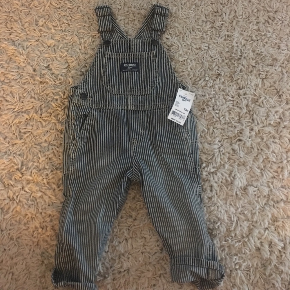NWT OSHKOSH 12 M OVERALLS NEVER WORN 👶🏽