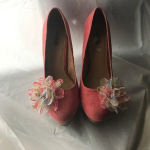 Peach flower heels