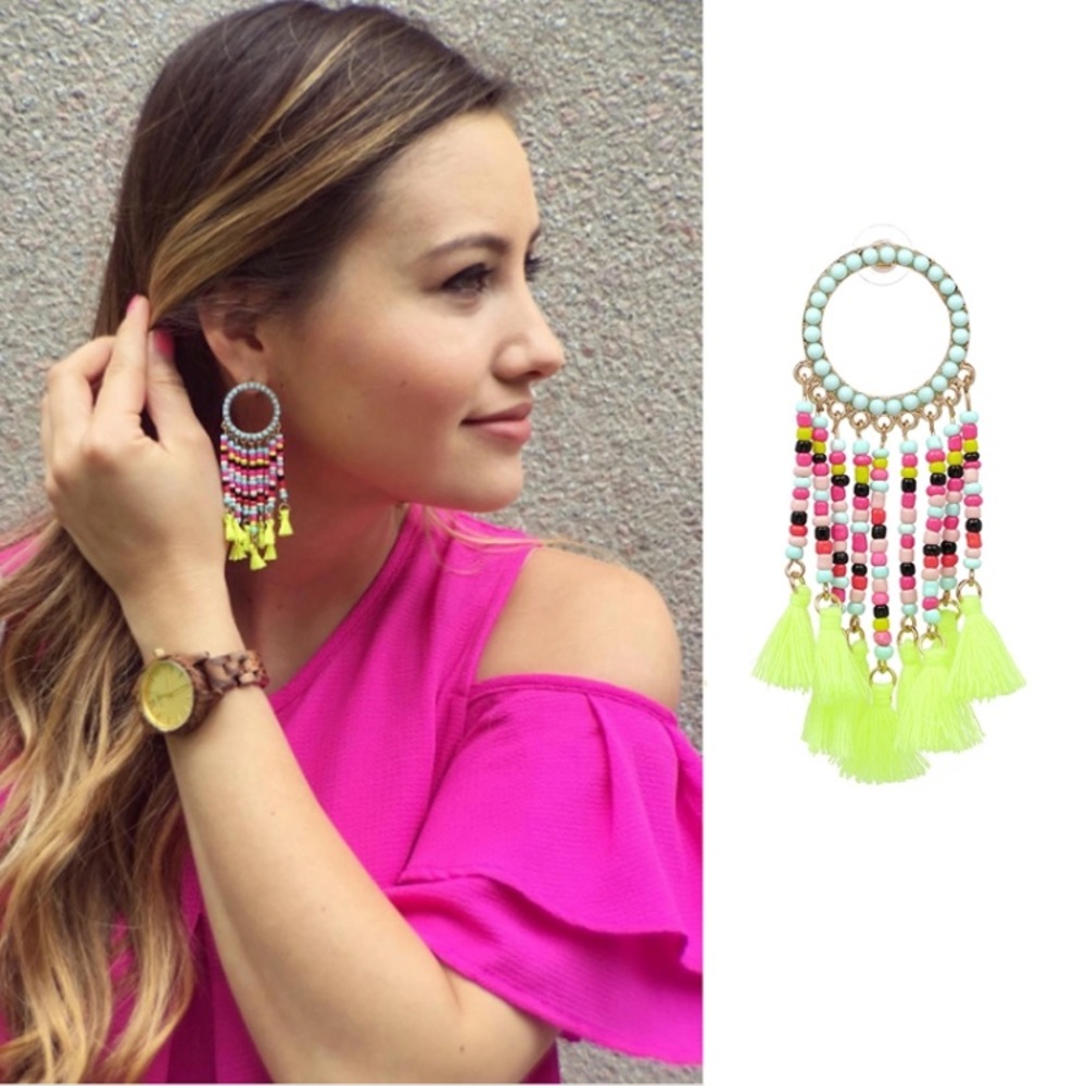 🛍NEW🛍 Tassel Beaded Drop Stud Earrings CHIC!! - Picture 1 of 4