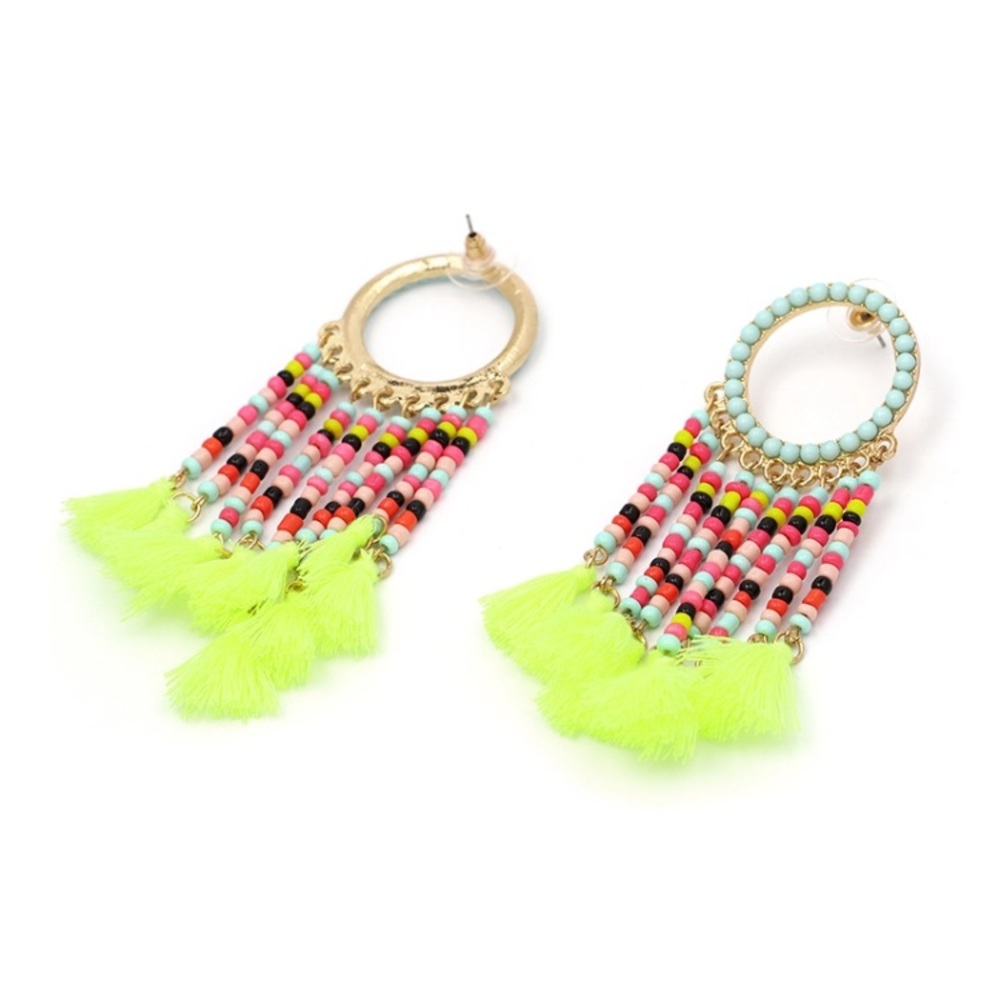 🛍NEW🛍 Tassel Beaded Drop Stud Earrings CHIC!! - Picture 4 of 4