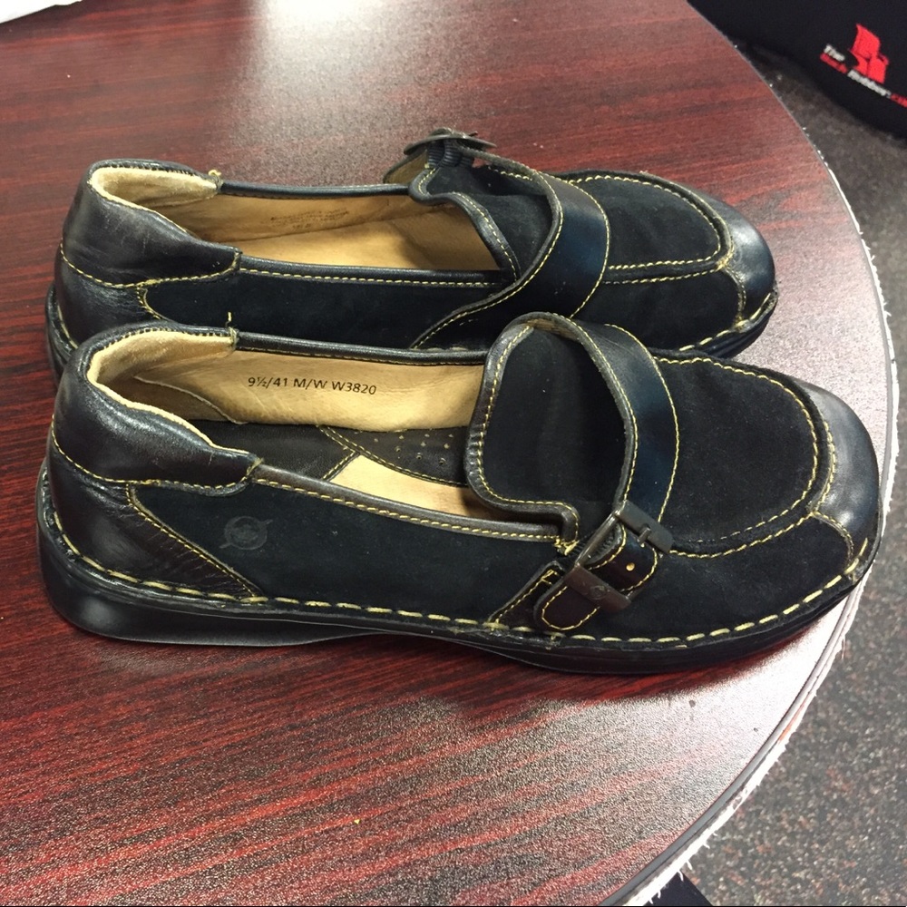 Born leather and suede loafers sz 9.5
