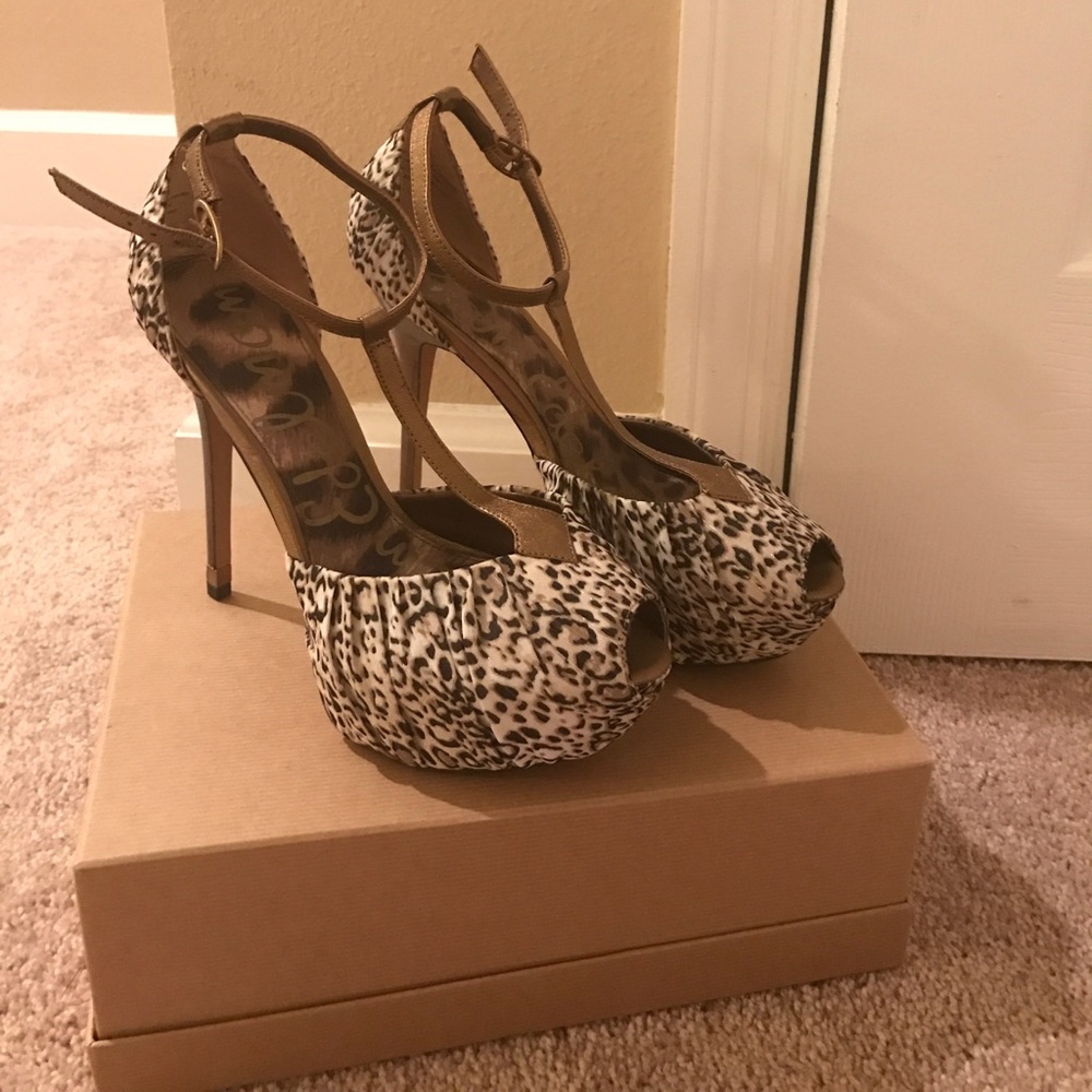 Sam Edelman leopard heel