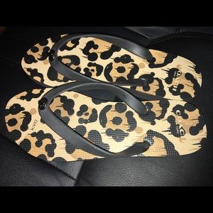 Coach Flip Flops Size 7 Leopard