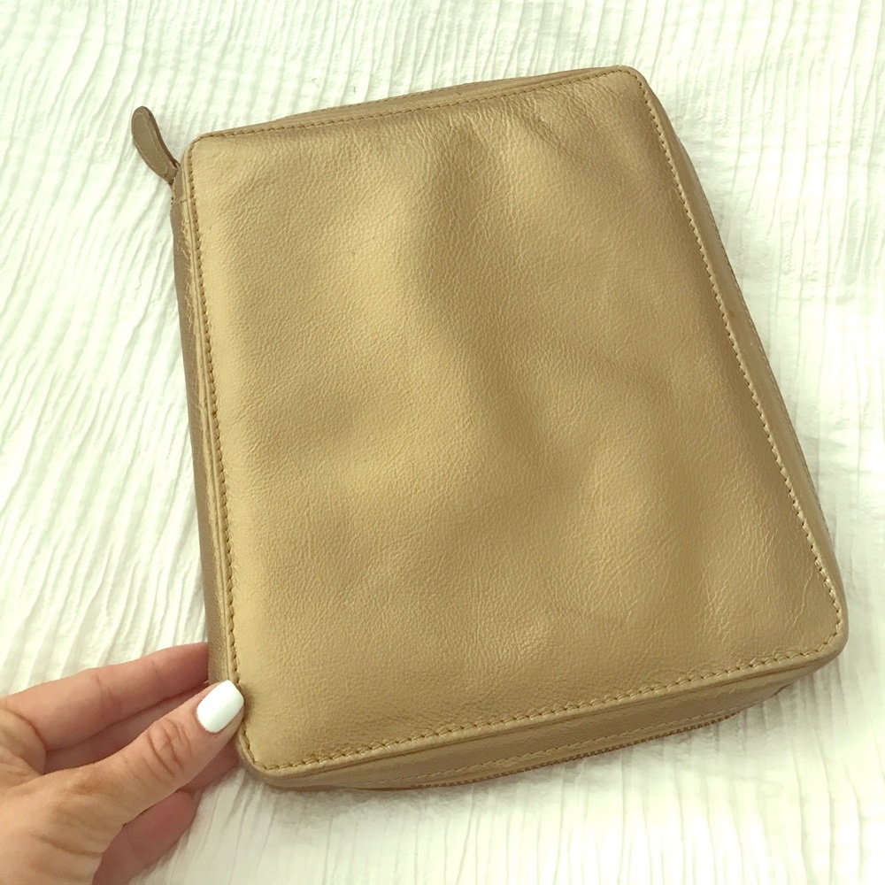 Jewelry travel case