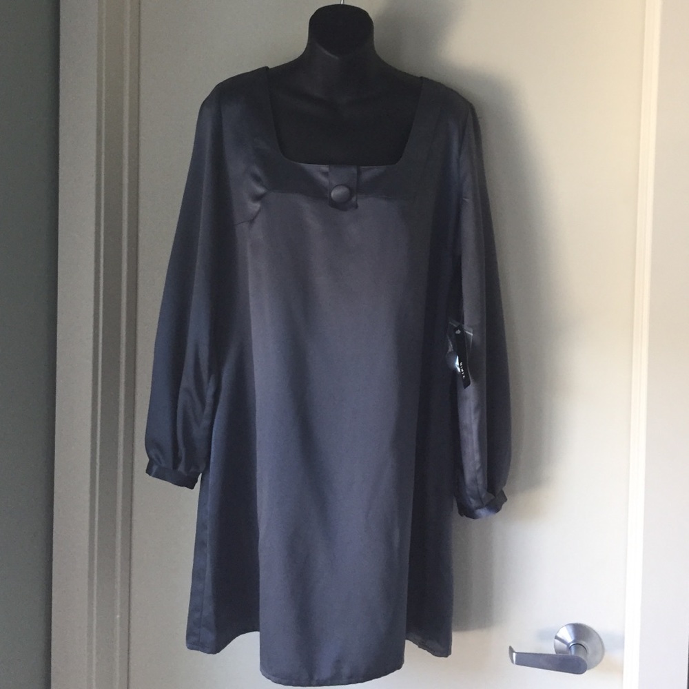 NWT Mixit Shift Dress