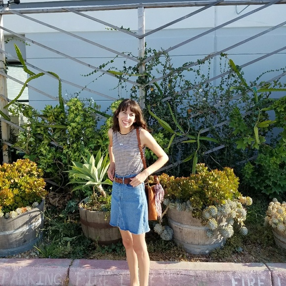 Meet the Posher - Picture 3 of 5