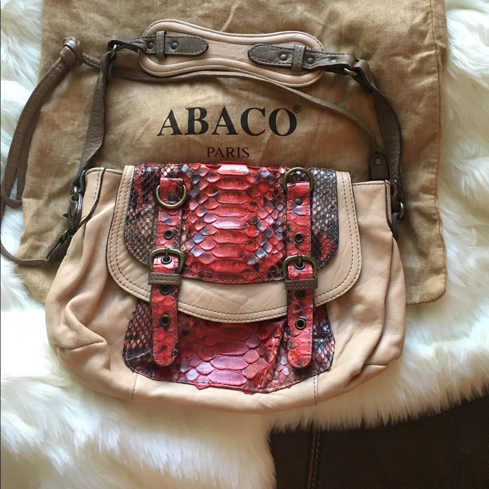 💕💖SALE!💖💕 Abaco Leather Purse Alligator Trim