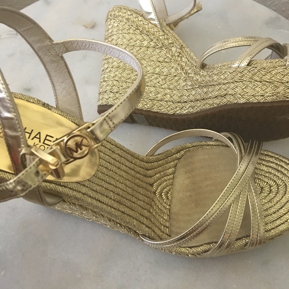 Michael Kors shoes - Picture 3 of 3