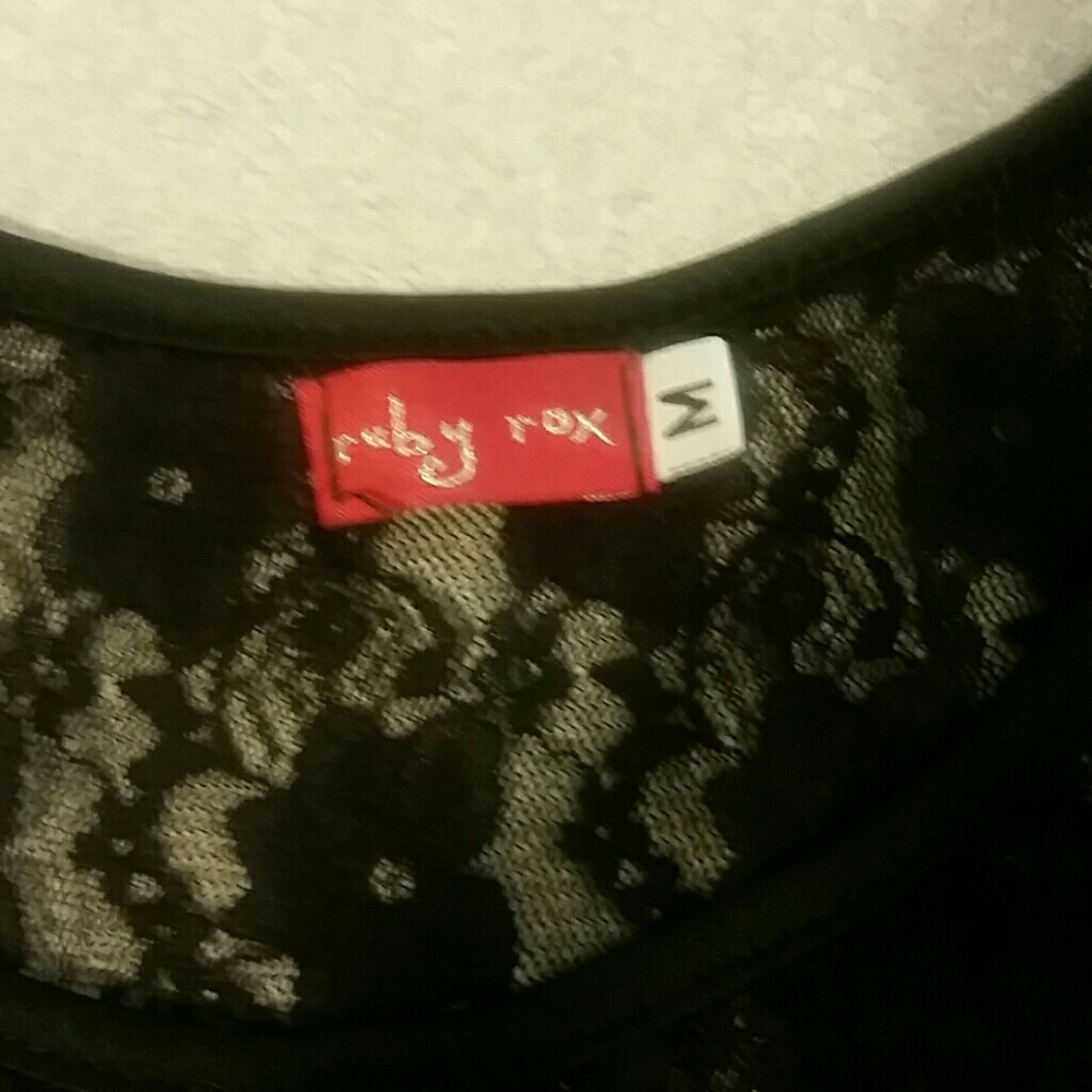 Ruby Rox - Picture 3 of 3