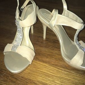Champagne sparkly heels