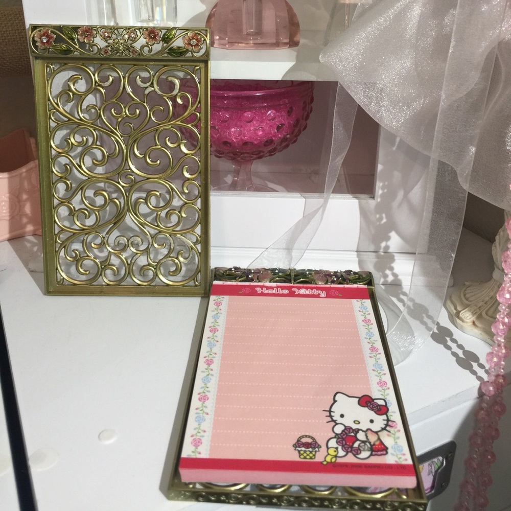 Cute pad holders