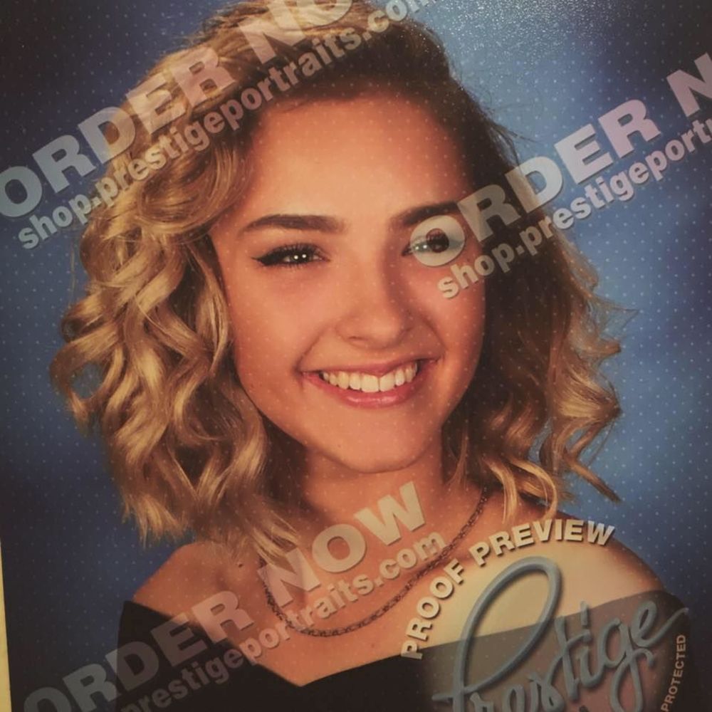 Meet your Posher, Danielle